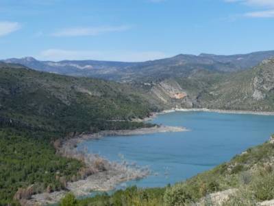 La Serranía-Hoces Río Turia; dehesa boyal alpujarra granadina valdemaqueda navaconcejo monasterio de